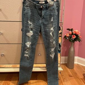 Abercrombie sipper skinny jean brand new